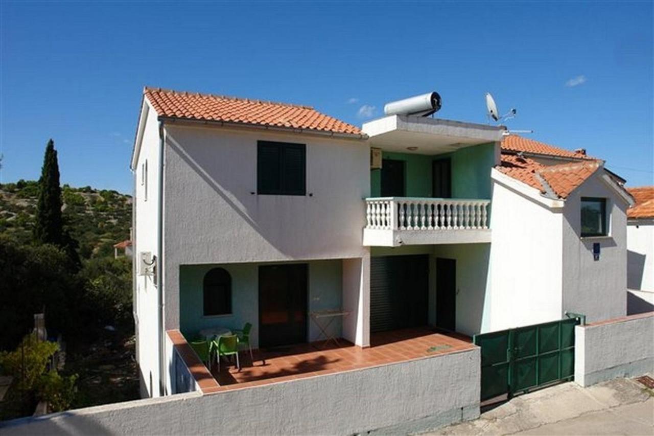 Apartments With A Parking Space Murter - 18630 Dış mekan fotoğraf